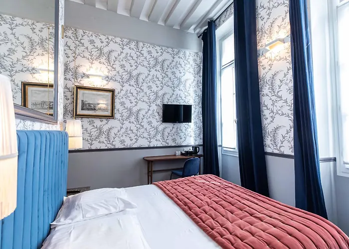 Hotel Dauphine Saint Germain 3*