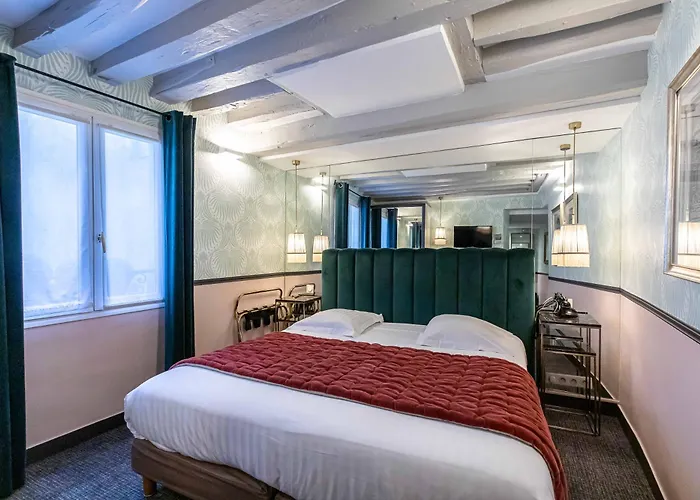 Hotel Dauphine Saint Germain 3*