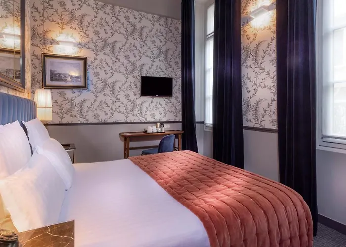 Hotel Dauphine Saint Germain Paris
