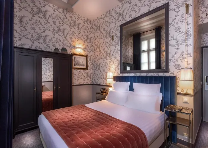 Hotel Dauphine Saint Germain Paris