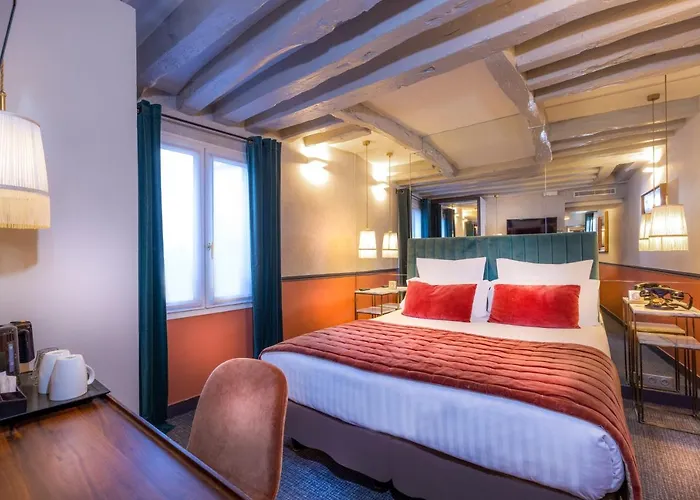 Dauphine Saint Germain Hotel