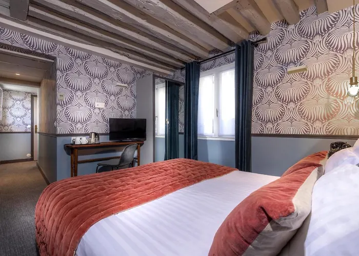 Dauphine Saint Germain Hotel 3*