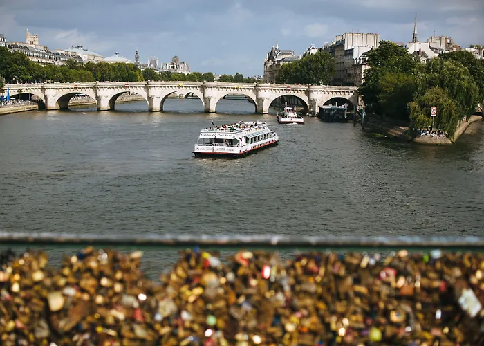 Hotel Dauphine Saint Germain 3*