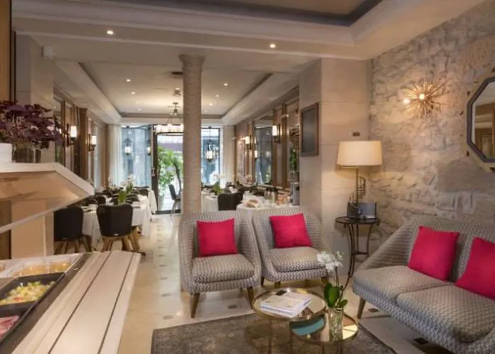 Dauphine Saint Germain