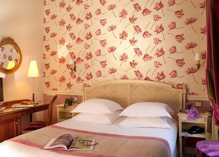 Dauphine Saint Germain 3*