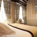 Dauphine Saint Germain 3*