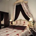 Dauphine Saint Germain Hotel