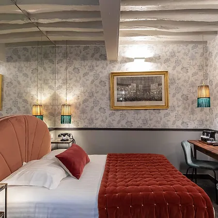 Dauphine Saint Germain Hotel Paris