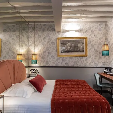 Dauphine Saint Germain Hotel Paris