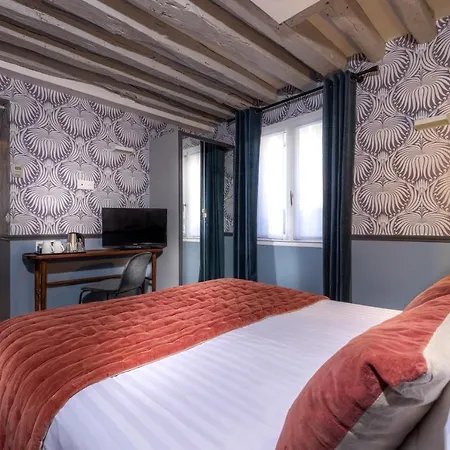 Dauphine Saint Germain Hotel 3*