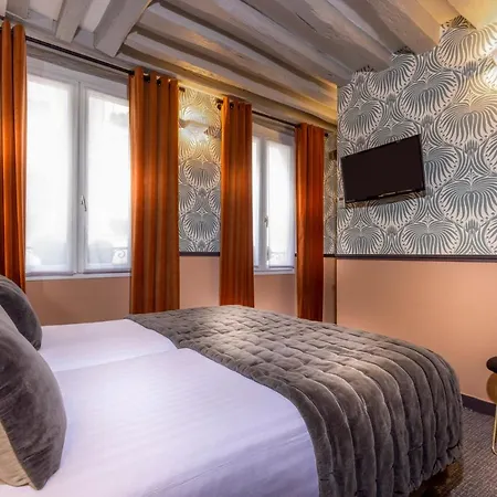 Dauphine Saint Germain Hotel