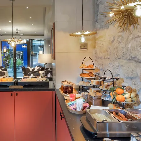 Dauphine Saint Germain Hotel