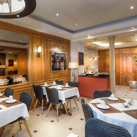 Hotel Dauphine Saint Germain 3*
