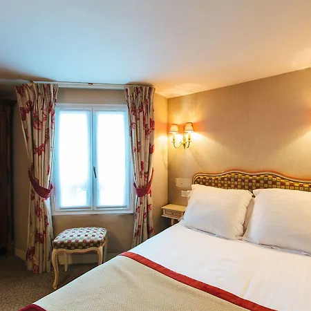 Dauphine Saint Germain Hotel
