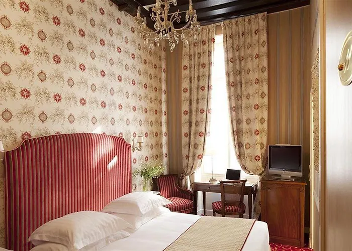 Dauphine Saint Germain Paris