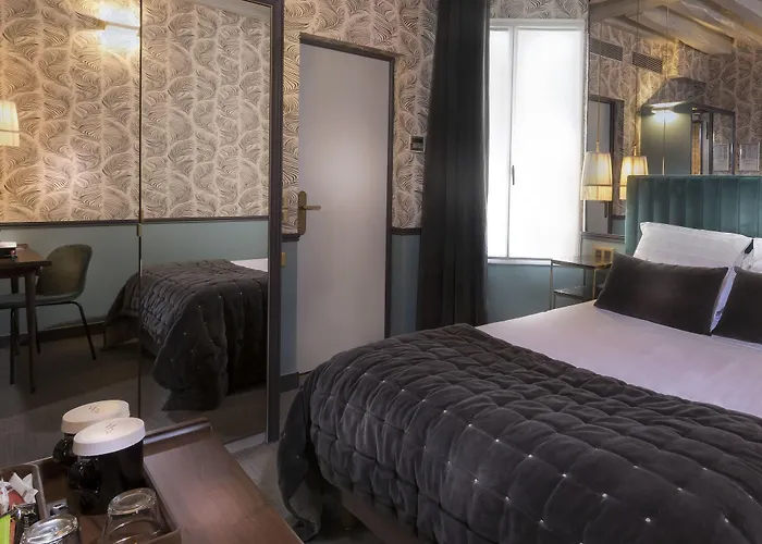 Hotel Dauphine Saint Germain Paris