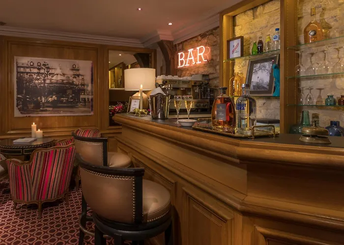 Dauphine Saint Germain